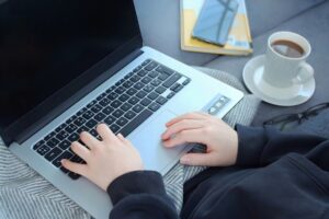 未経験からWebライターになった人